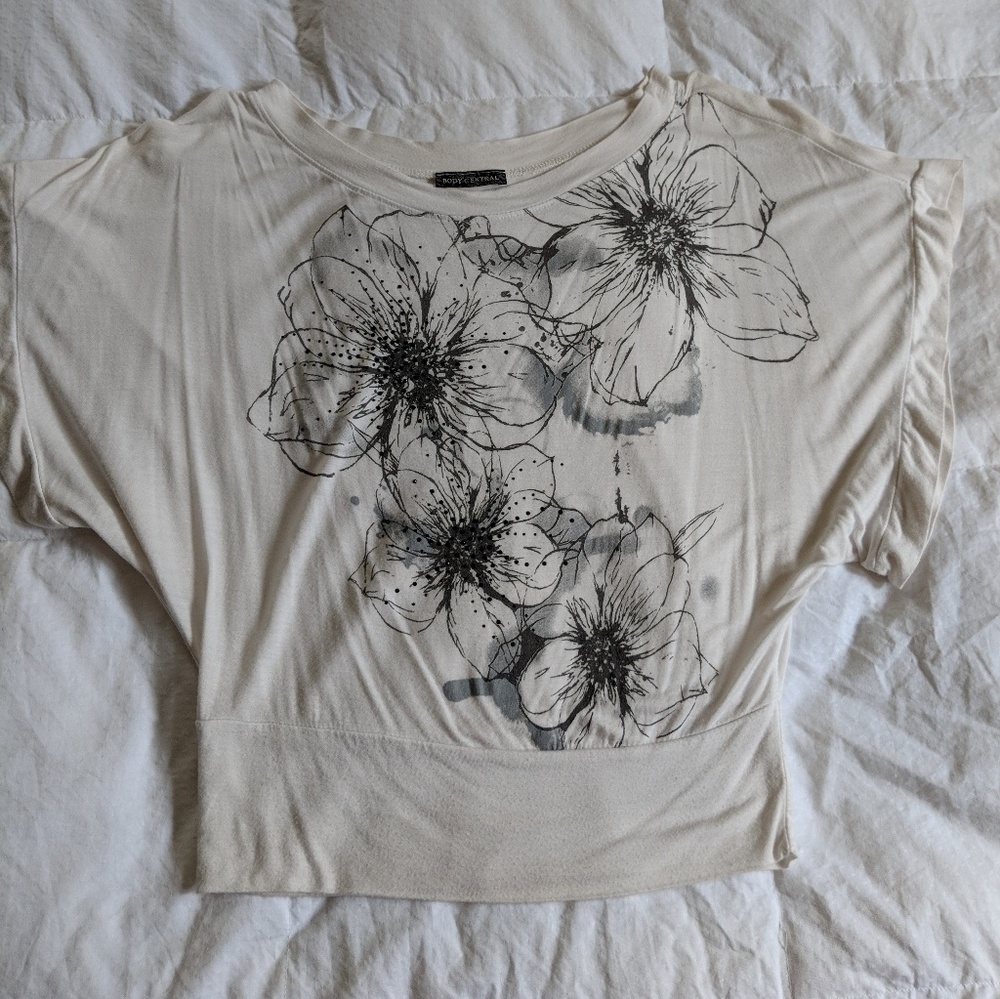 Body Central cream short sleeve embellished top